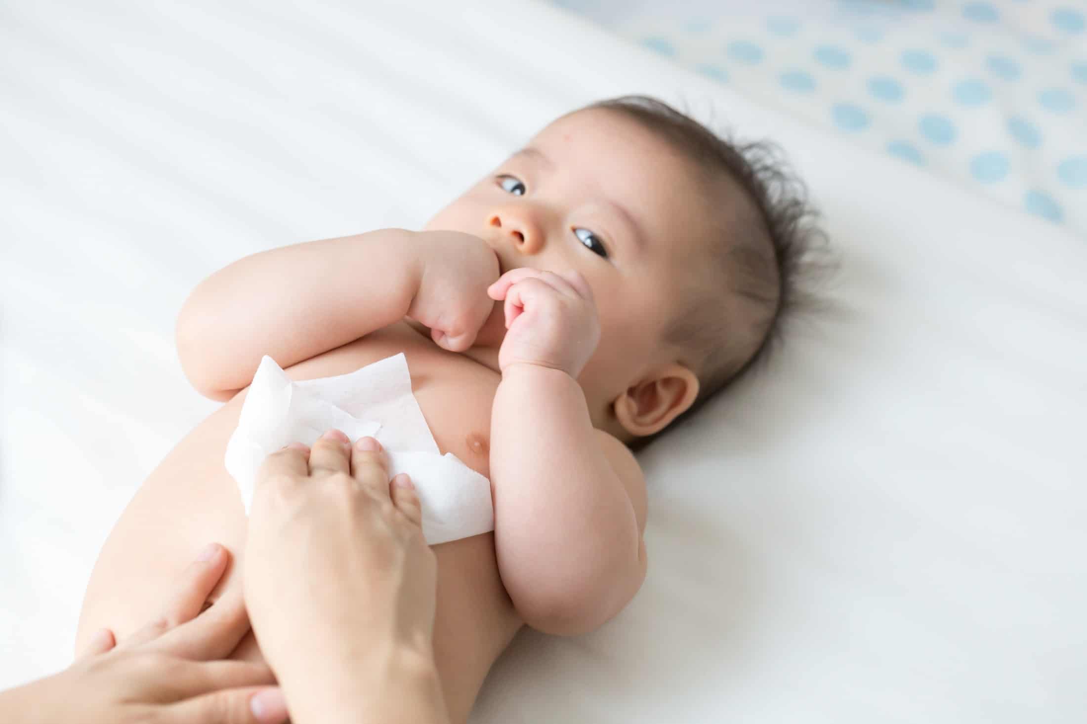4 things to look for when choosing baby wet wipes