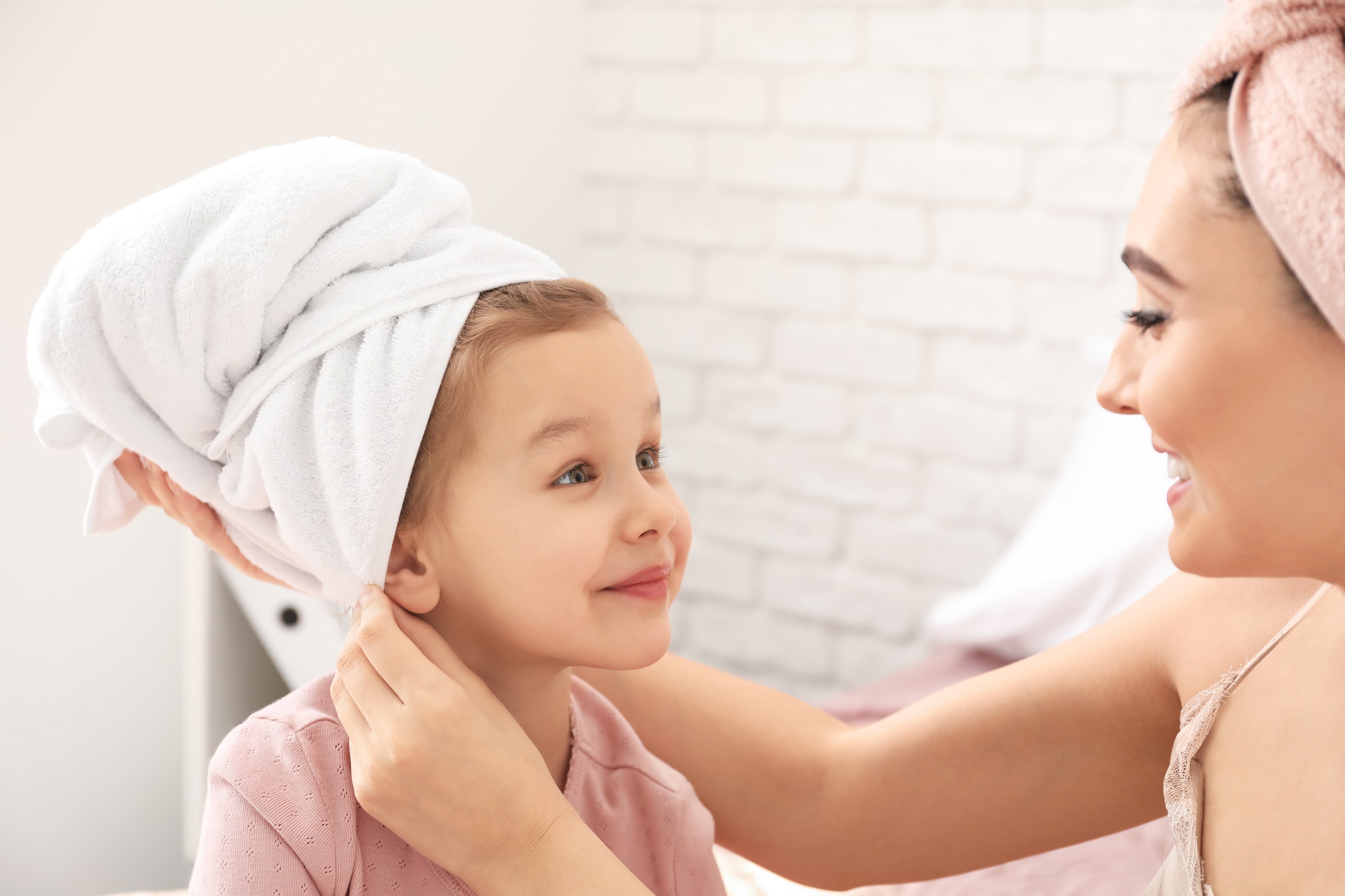 How to take care of children’s hair to make it strong, thick and shiny?