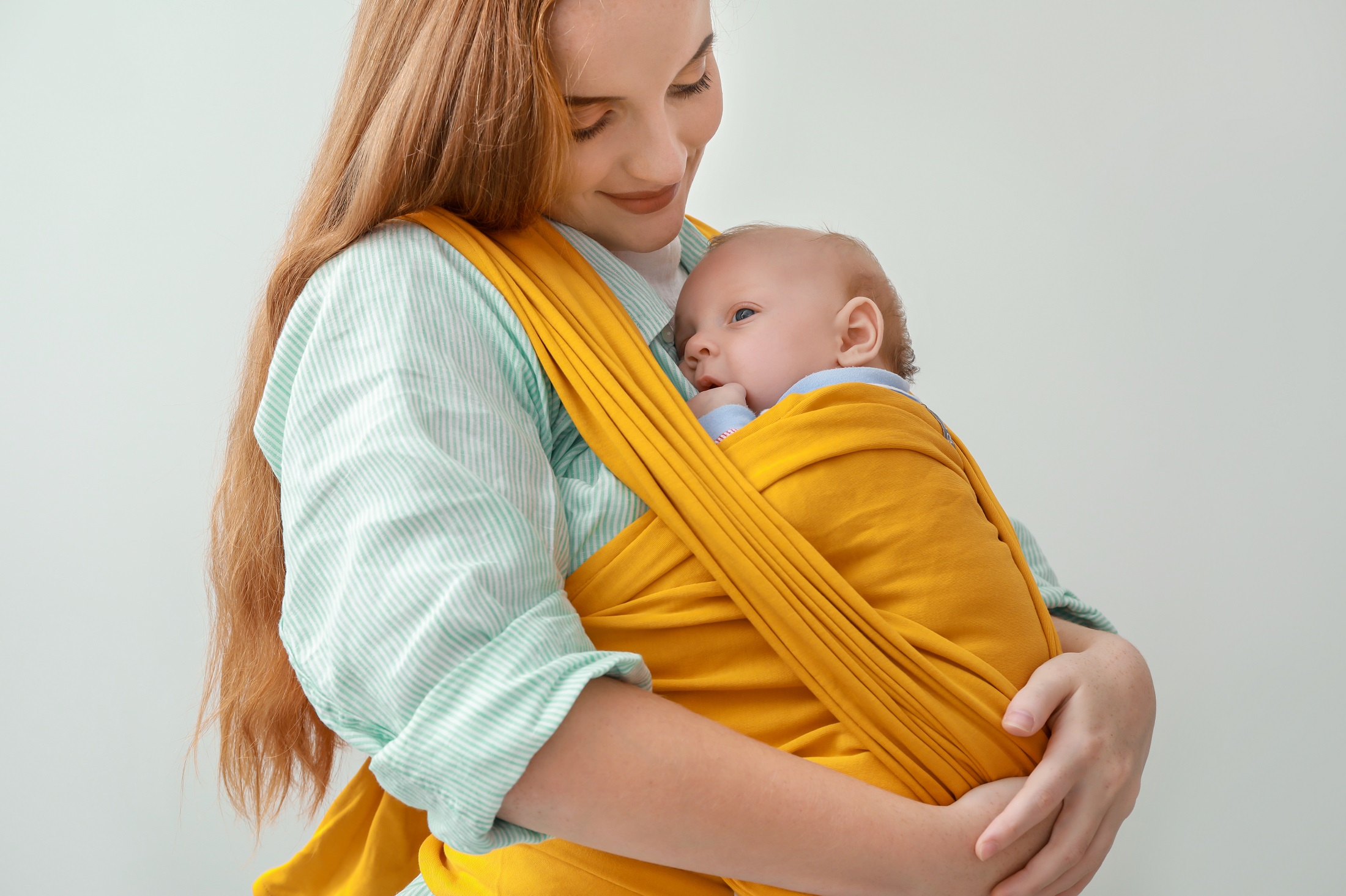 Wrapping – why has this method of carrying a baby become so popular?